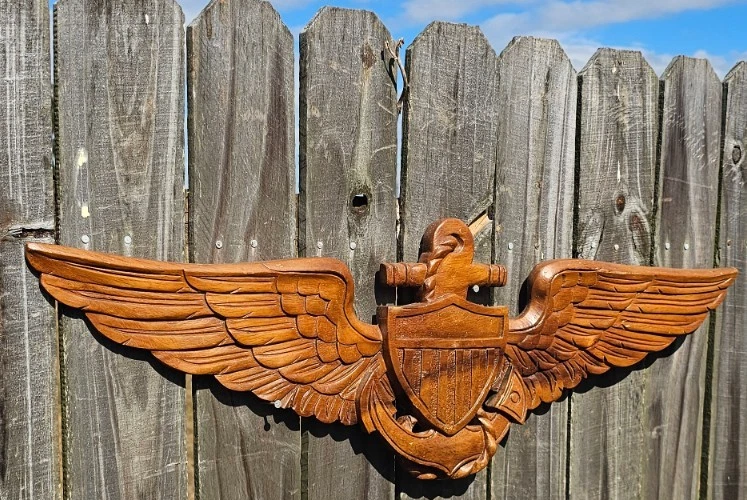 "Placa de pared vintage rara tallada de la Marina de los Estados Unidos 30"" con alas de águila y ancla alrededor de 1950" Foto 3 de 4