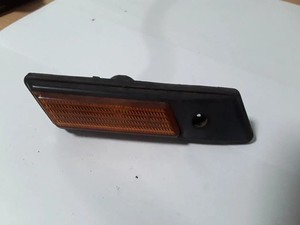 BMW 3 Coupe E36 Kotflügelblinker vorne rechts 63138353223 8353223 2.50 33960312