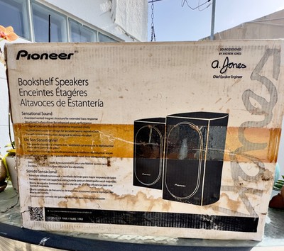 Pioneer SP-BS22-LR Andrew Jones Designed Bookshelf Loudspeaker for
