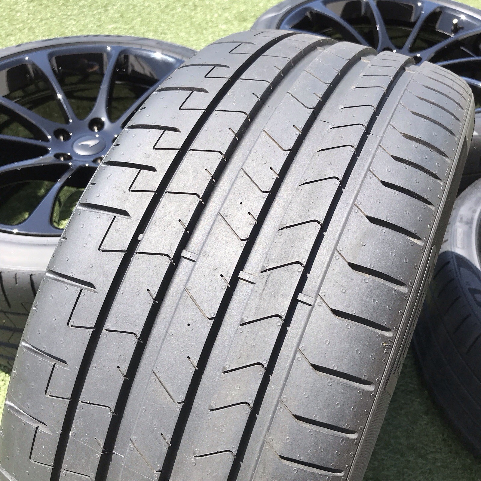 19 20 MCLAREN ARTURA RIMS TIRES TPMS NEW SET OEM GENUINE FACTORY 16BA957CP 2026