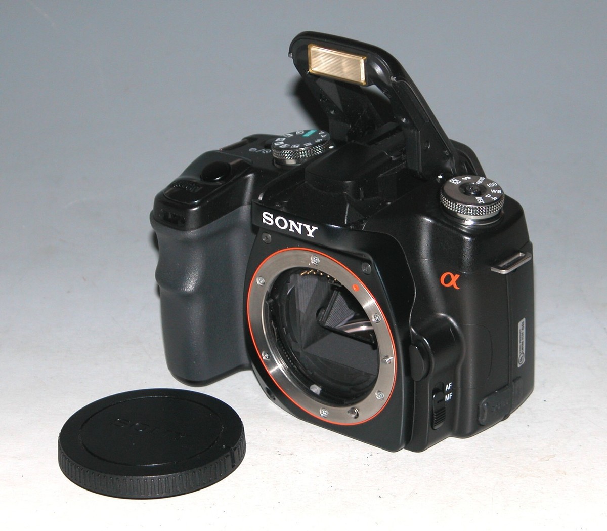 SONY α 100 Sony Alpha 100 - Wikipedia