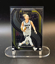Panini 2025 Select WNBA Premier Level Base Courtney Vandersloot Sky #121