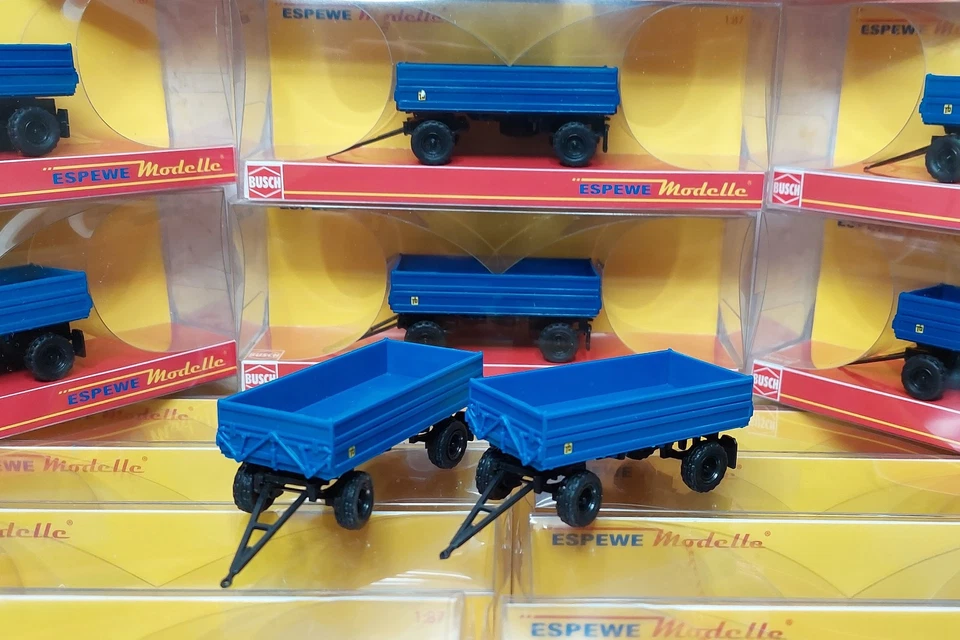 Busch Espewe 95042 Set: 2 x Stück IFA Anhänger HW 80.11 VEB Tiefbau Berlin 1:87 - Bild 2 von 2