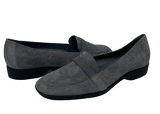 Easy Spirit Womens 8 Gray Suede Loafers Comfort Work Shoes Slip On Flats