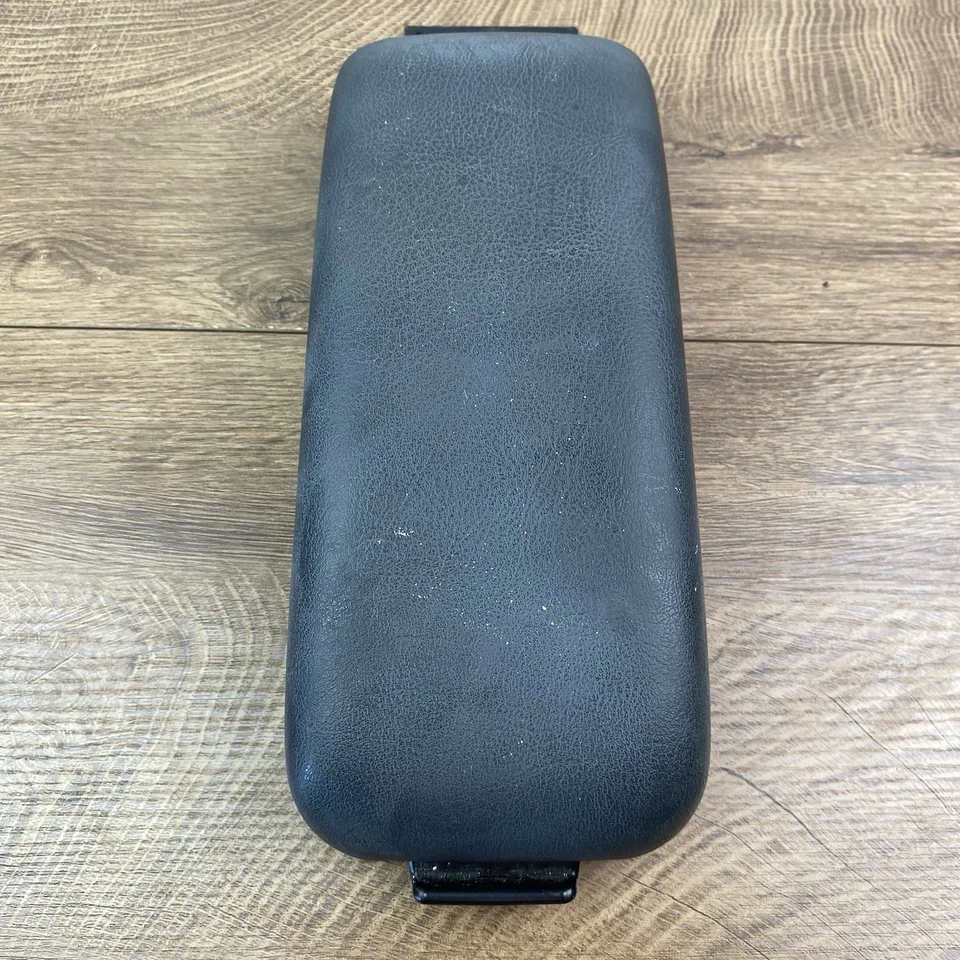 1995-2005 Chevrolet Cavalier Center Console Lid Armrest Used OEM 22603634 - Image 2 of 4