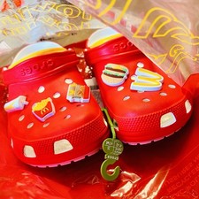 McDonalds x Crocs McDonalds Classic Clog M8 NEW IN PACKAGE