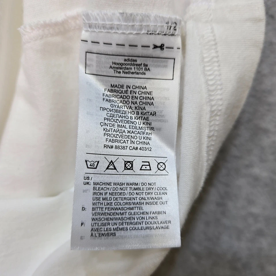 Camiseta The Arsenal Adidas Pequeña Gráfica de Viaje 21/22 Gótica Blanca Cañón 236 Foto 4 de 4