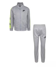 Authentic Nike Little Boys 2piece Track Suit Size 4