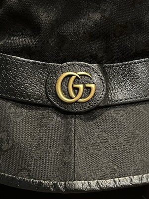 AUTHENTIC GUCCI BUCKET HAT LEATHER CANV GOLD BRASS GG SIZE  display picture 3