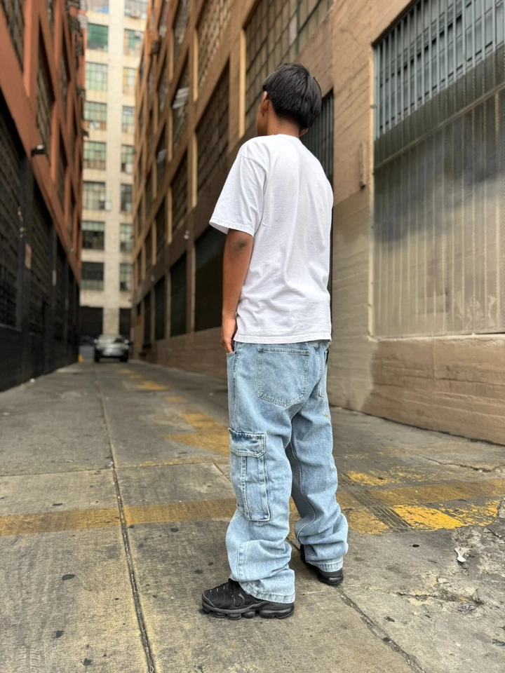 LIME TREE Unisex Baggy Acid Wash Cargo Jeans – Loose Fit Streetwear Pants 32-42 - Image 3 of 4