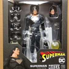 DC Mafex DC Comics Superman (Return of Superman)