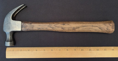 Good Used Vintage 20 Oz *Plumb* Made in USA 13.5'' Wood Handle Curved Claw Hammer