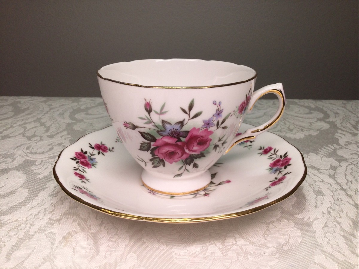 【Anne】 QUEEN ANNE Tea Cup and Saucer Pink Rose Gold Rim Bone China