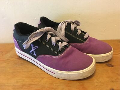Sidewalk Sports X Black And Purple Heelys Size UK Good Condition