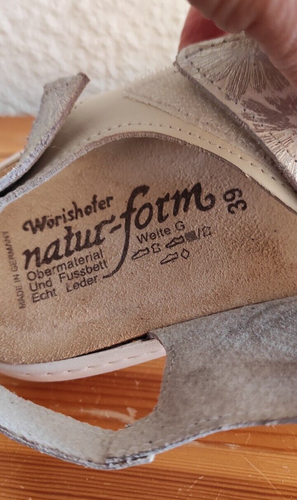Neu Worishofer Damen Sandalen Gr 39 echt Leder Offwhite mit Muster sehr leicht - Bild 4 von 7