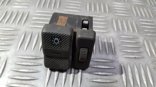 Volkswagen Passat 1992 Headlight adjuster switch (Foglight Fog Lig #319381-58