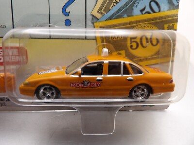 1997 FORD CROWN VICTORIA TAXI     2003 JOHNNY LIGHTNING MONOPOLY   1:64 DIE-CAST