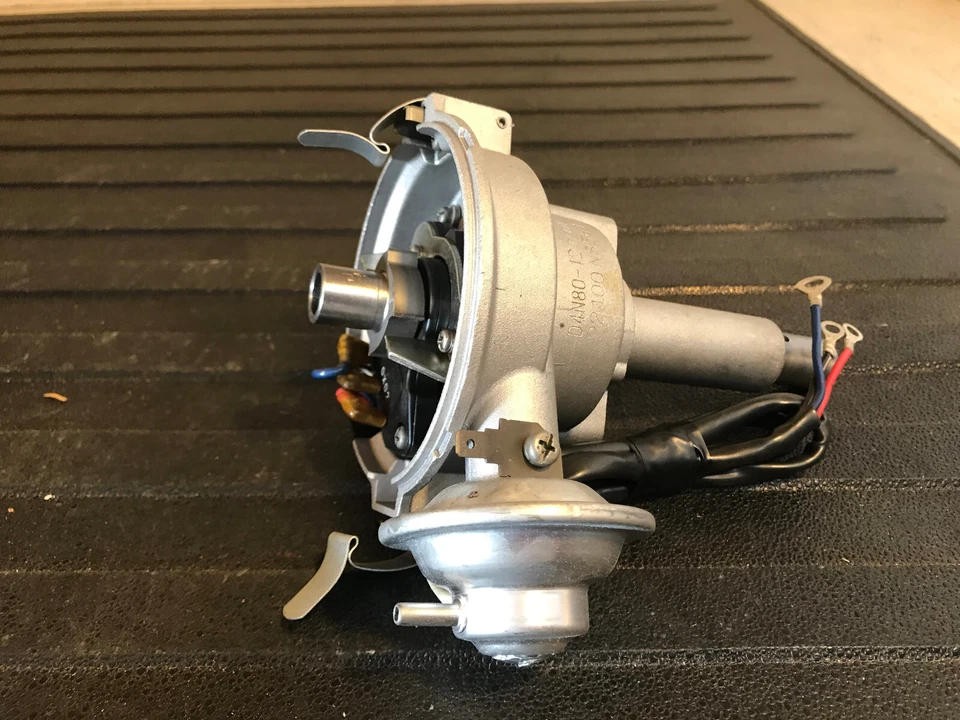 Distribuidor reconstruido - 221000622 - Para Nissan Datsun 4 cilindros 200SX / 510 y 720 Foto 4 de 4