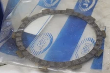 1984 Honda vt500 NOS 22202-ML4-611 K&L CLUTCH PLATE FRICTION DISK (SB07)