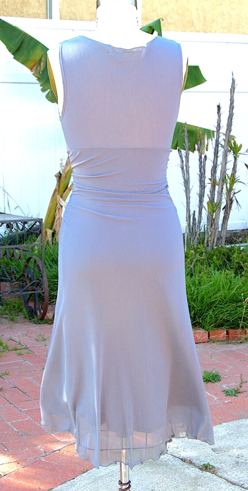 Studio M 鸡尾酒 A 字迷笛连衣裙 S 灰色褶皱 V 领无袖弹力 — 第 2/4 张图片