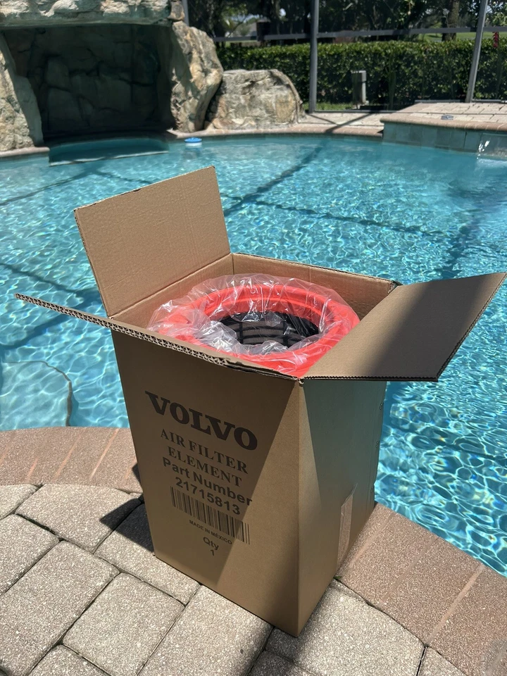 Filtro de aire del motor 21715813 21716424 para Volvo VNL VNM reemplaza AF26472M AF26163M Foto 3 de 4