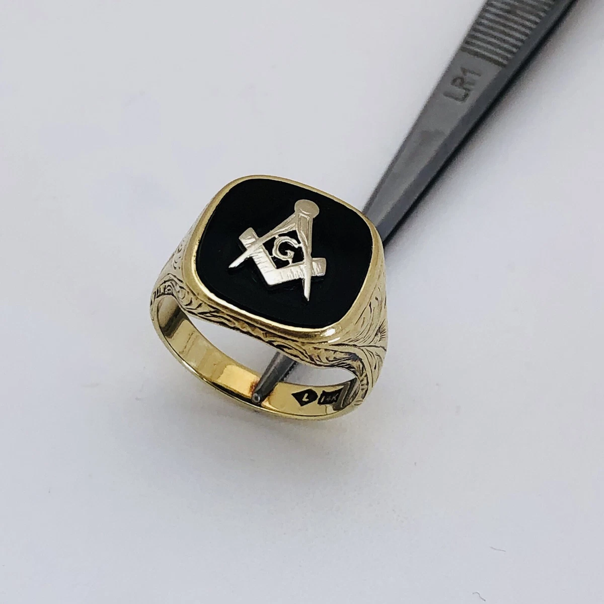 Black onyx masonic ring deals