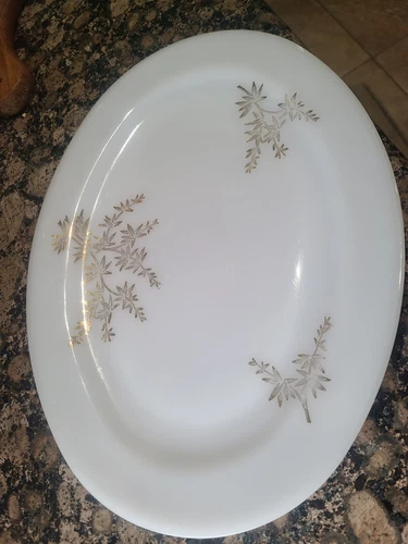 VINTAGE MILK GLASS: FEDERAL, Golden Glory, Oval PLATTER 12"×9" Heat Proof