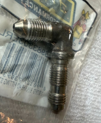 NEW!! Earl's Performance Bulkhead Adapter 90 Degree Fitting SS983303ERL -3AN