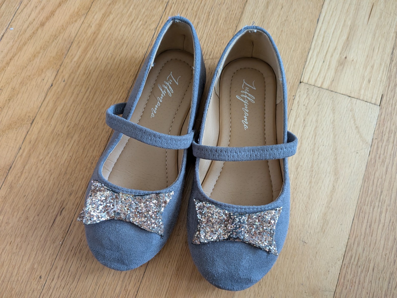 Girls Gray Mary Jane Flat Shoes Size 11