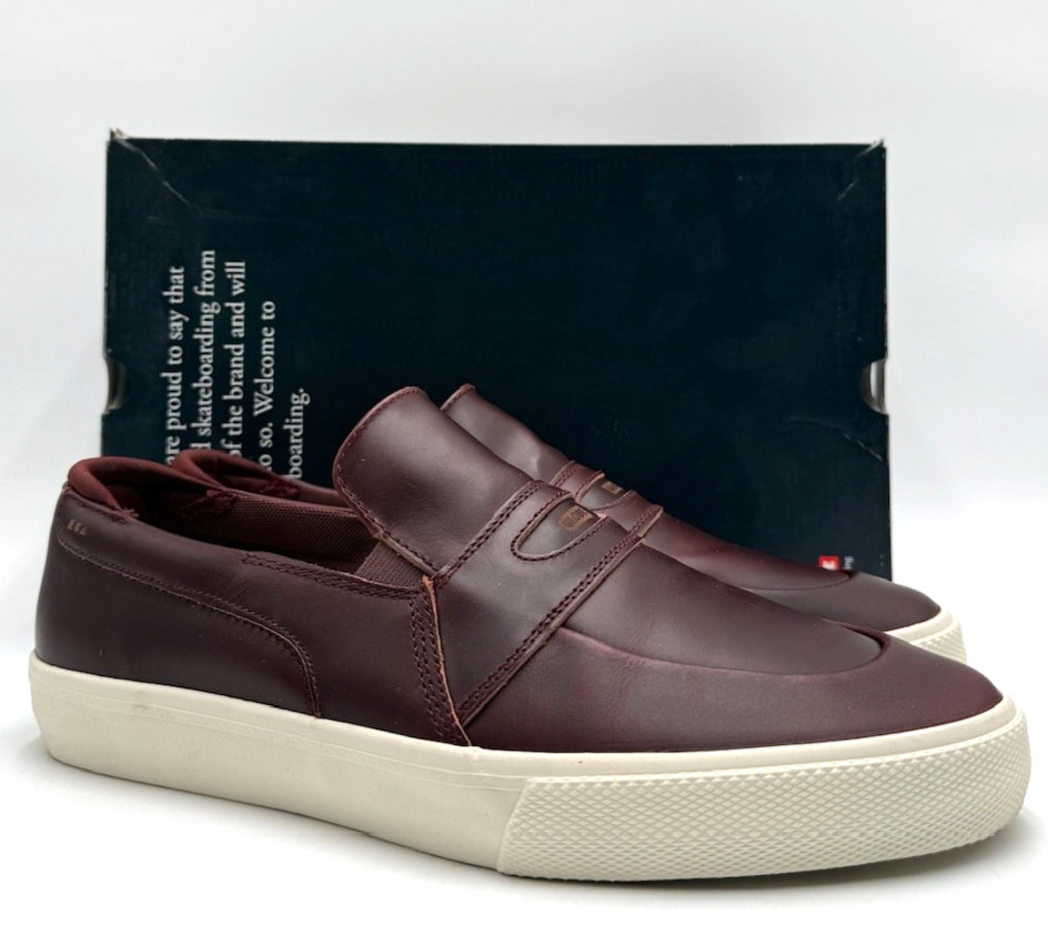 GLOBE LIAIZON Men's Slip On Skate Shoe Maroon Red Multiple S