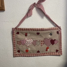 Primitive Folk Art Valentine's Heart Quilted Wall Hanging Farm House Retro