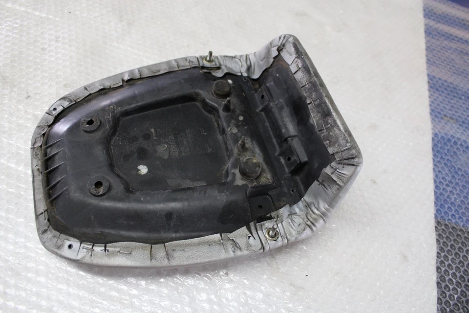 Sitz Sitzbank Soziussitz Sozius Polster Rear seat Aprilia RS 125 GS 95-98 #R7140 - Bild 3 von 4