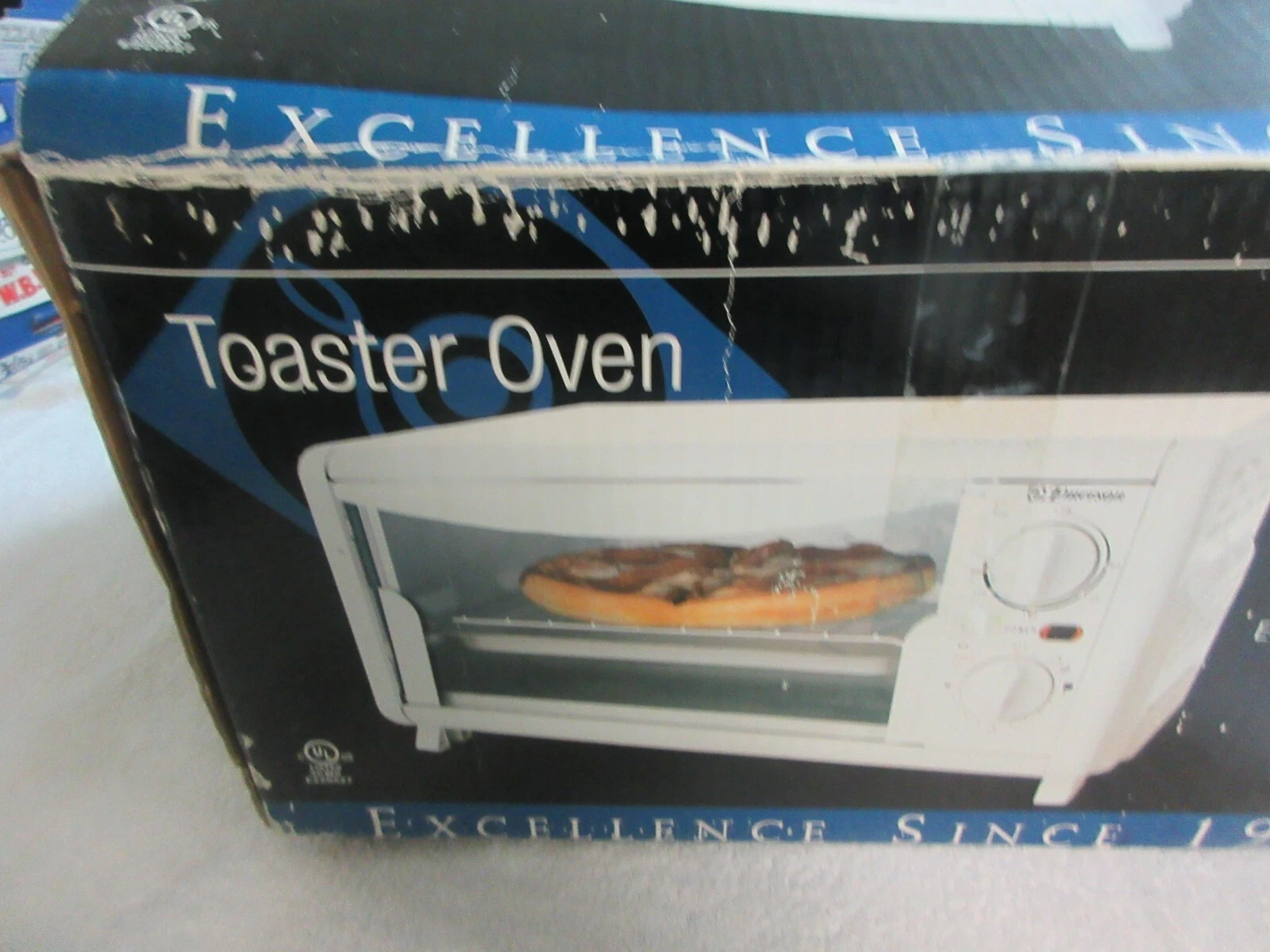 Emerson Toaster Oven EM83521 New in Opened Original Box