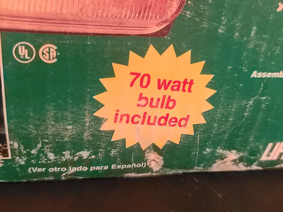 NEW IN BOX REGENT 70 watt High Press Sodium Floodlight Model #SFL-70H - Image 3 of 4