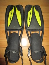 ScubaPro Jet Sport Adjustable Fins Small Black Gray Yellow Diving Swim Snorkel