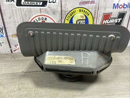 1992-1997 Ford F150 F250 F350 REAR SPEAKER GRILL COVERS PAIR SET GRAY GREY OEM - Picture 5 of 8