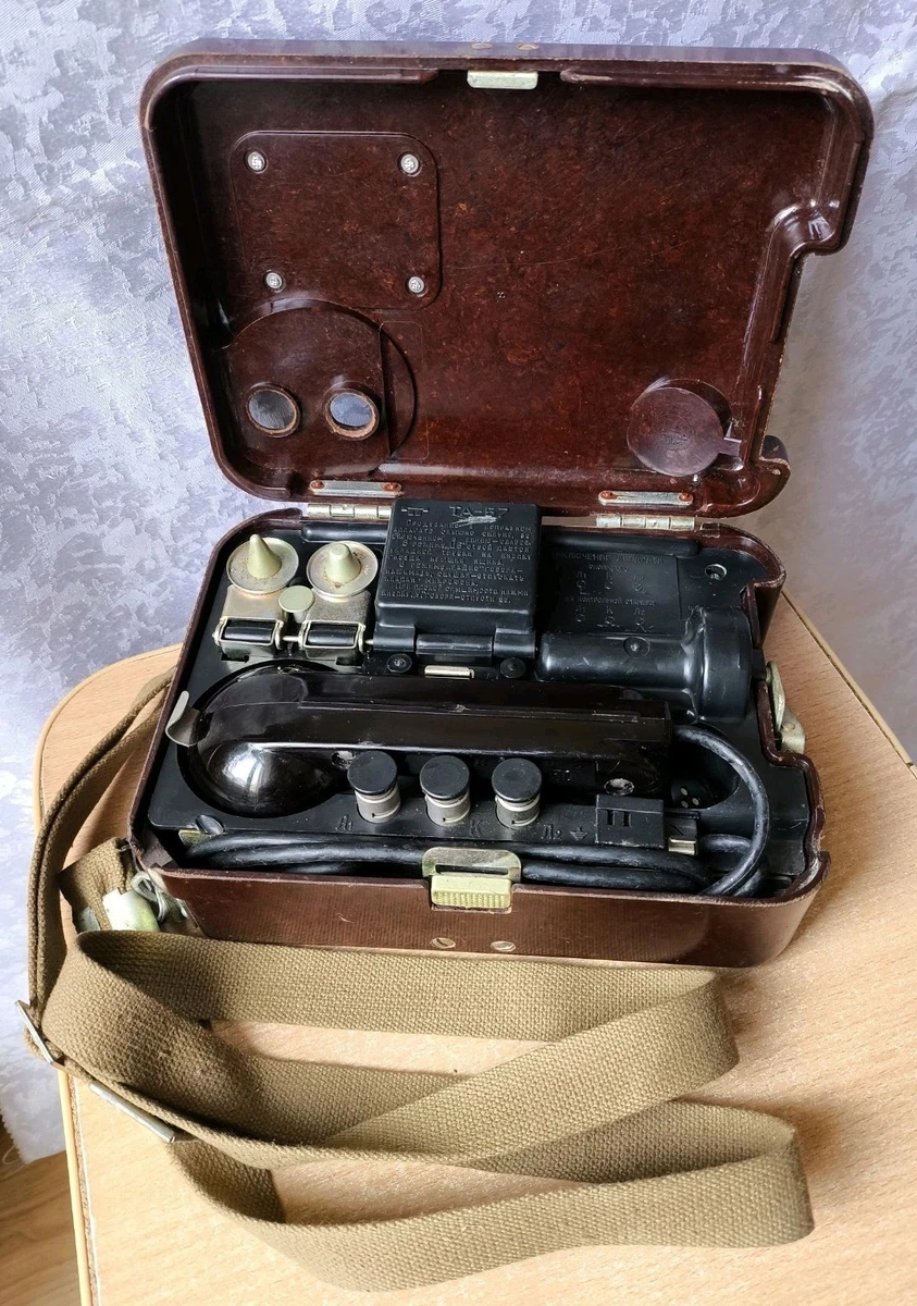 Полевой телефон в коллекционных телефонах (1940-1969) - огромный