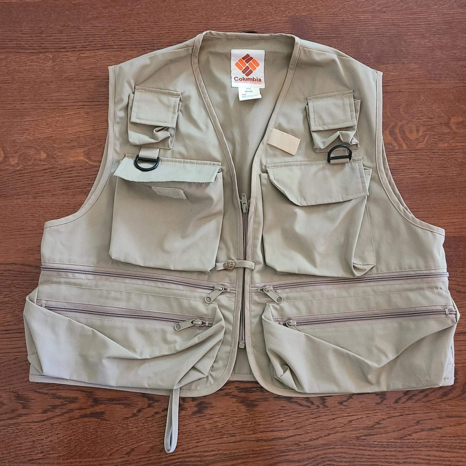 Vintage Columbia Fishing Vest Mens M Medium Taiwan Multi Pocket Utility Outdoors