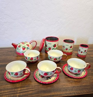 Vintage 1950s Wolverine Strawberry Toy Tea Tin Canister Set 13 pc set READ