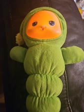Playskool Green Glo Worm Musical Lullaby 2017 Glow Worm plush Light Up Gloworm