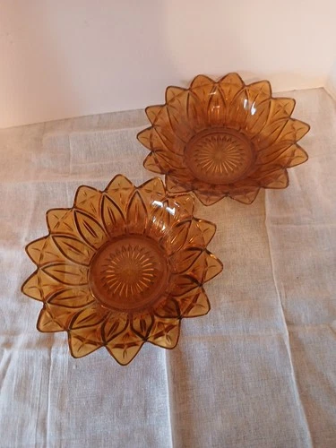 Vintage Federal Sunflower, 2 Amber  Bowls 8" - Glass