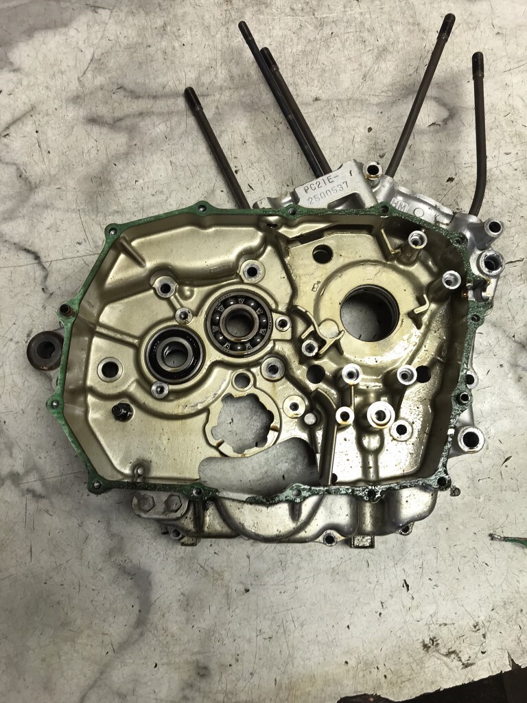 93 Honda VT600 VT 600 C Shadow VLX Engine Motor Crankcase Case Block Bottom End