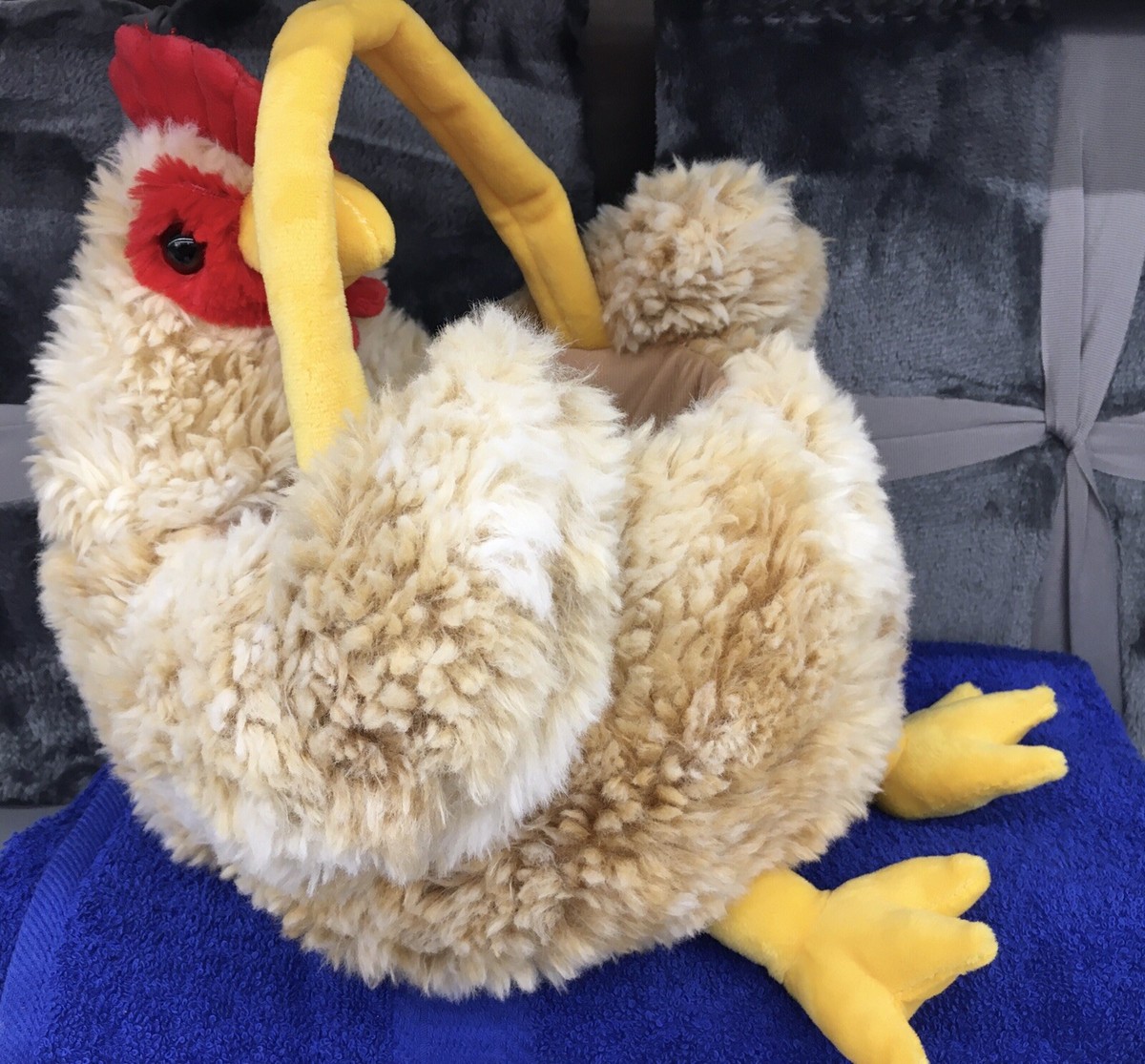 Way to Celebrate Easter Plush Fluffy Chicken Easter Basket NEW