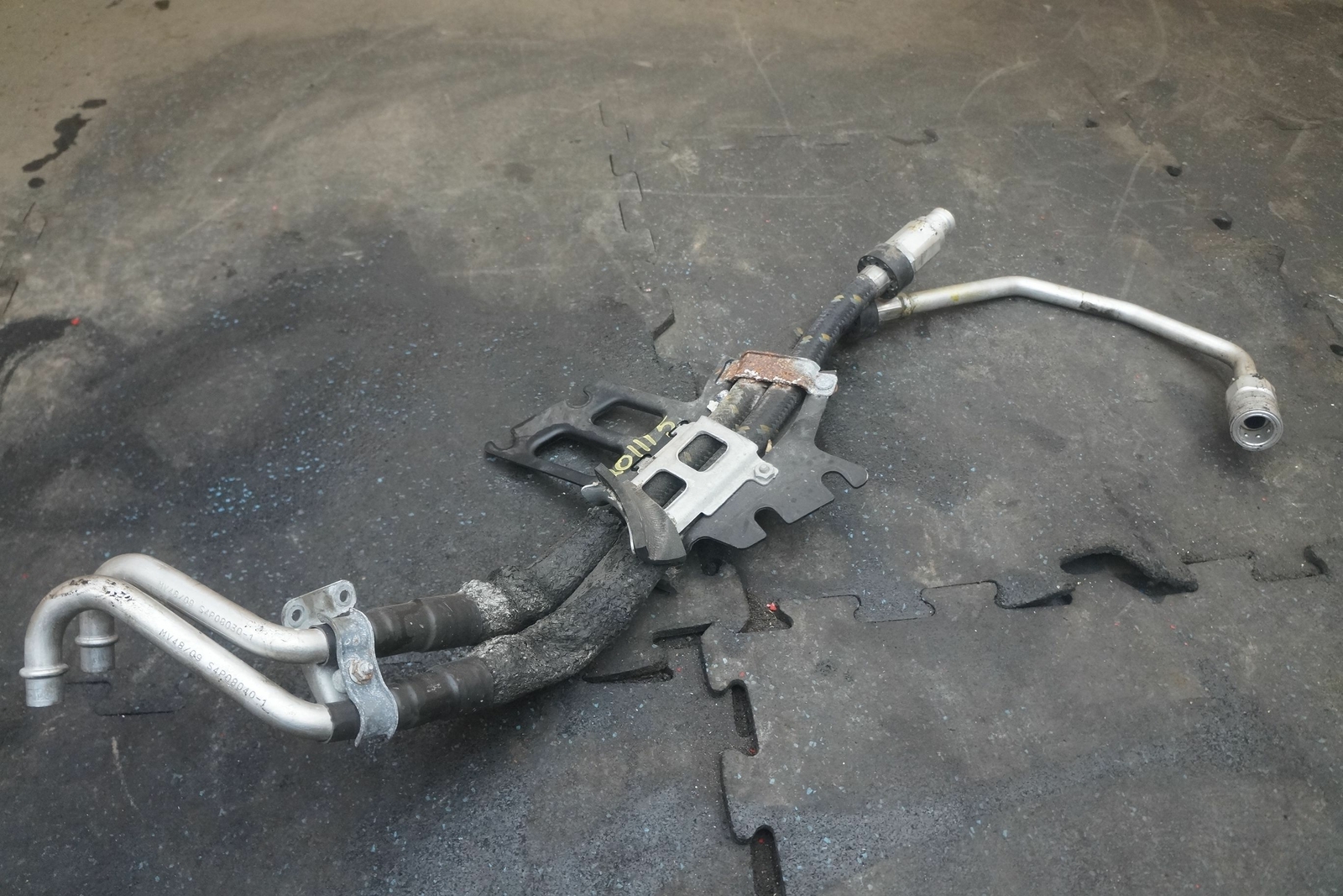 Radiator Oil Delivery Return Pipe Hose Line Set 258088 Ferrari California 2010