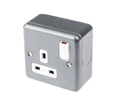 13A Single Gang DP Switched Plug Socket Metal-Clad - Silver