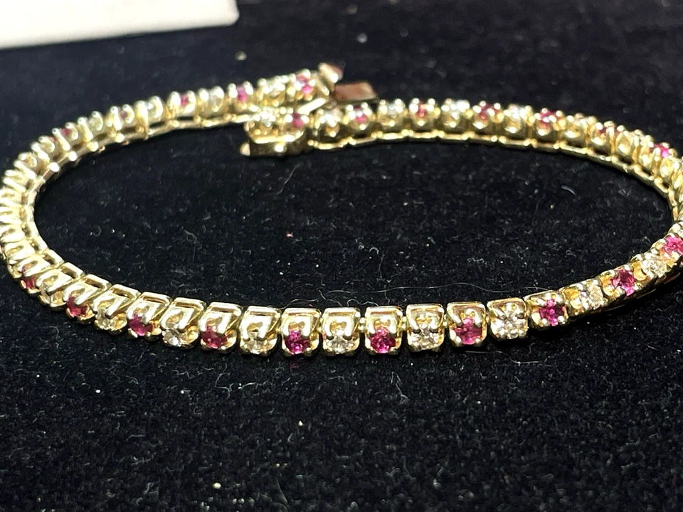 14K GOLD RUBY & DIAMOND BRACELET  12.3 grs HIGH END NATURAL GEMSTONES 7.25 L - Image 4 of 4