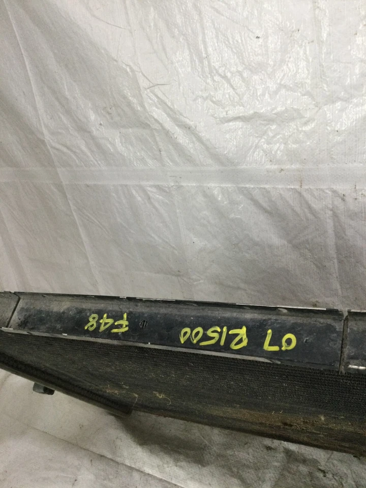 Dodge Ram 1500 2007 montaje de radiador OEM Foto 4 de 4