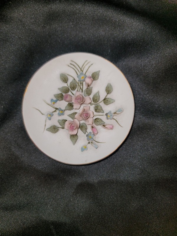 Vintage Lefton Hand Painted Raised China Miniature Plates