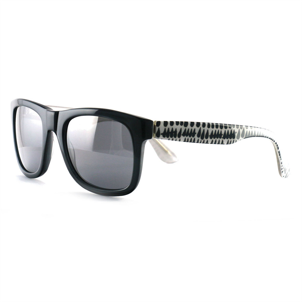 Женские солнцезащитные очки Oxydo 53 мм черного цвета OX1065-FBS-GEFSF-53 3790₽