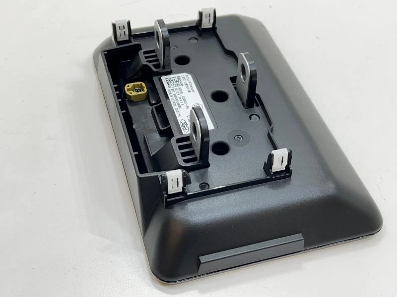 2020-2022 Ford Explorer 8" Navigation Radio Display GPS/TV Screen OEM - Image 3 of 4